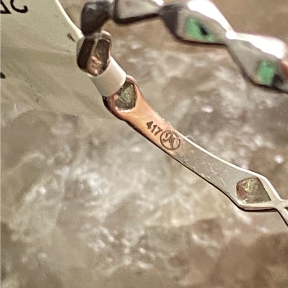 NWT 10K (.417) solid White gold ring, size 6 - Picture 4 of 4